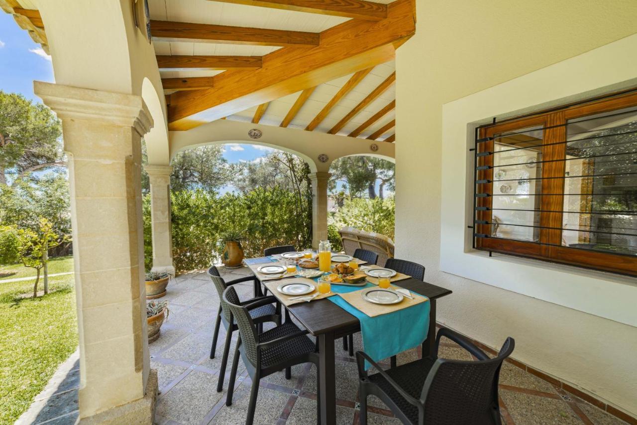 Villa Alcanada Garden Alcudia  Eksteriør billede