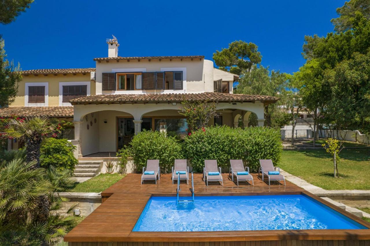 Villa Alcanada Garden Alcudia  Eksteriør billede