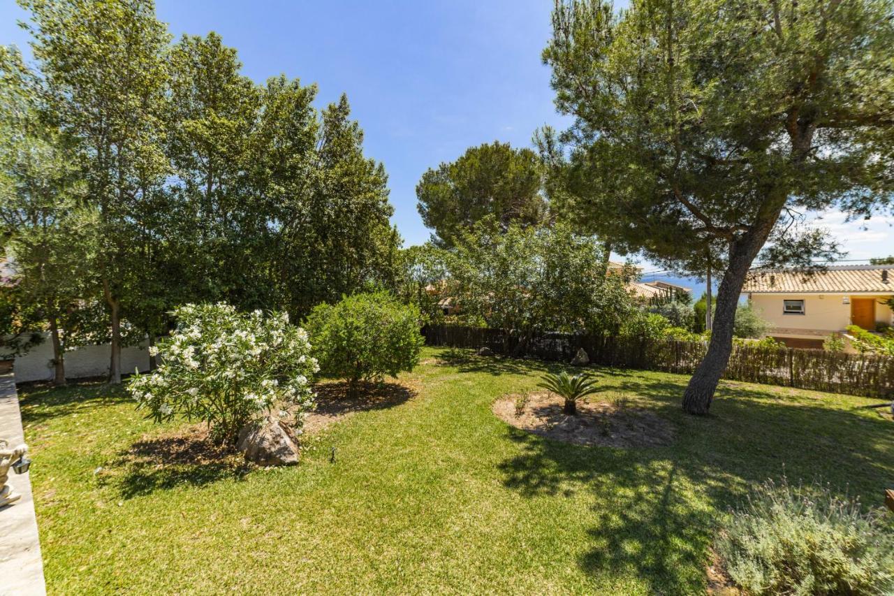 Villa Alcanada Garden Alcudia  Eksteriør billede